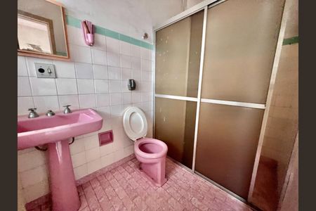 Casa à venda com 213m², 3 quartos e 2 vagas