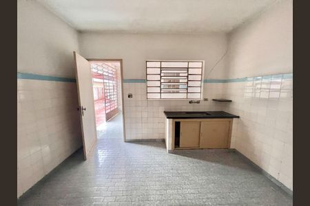 Casa à venda com 213m², 3 quartos e 2 vagas
