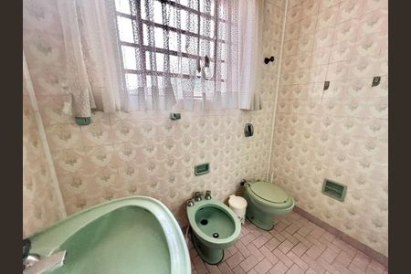 Casa à venda com 213m², 3 quartos e 2 vagas