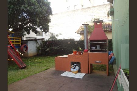 Casa à venda com 168m², 4 quartos e 6 vagas