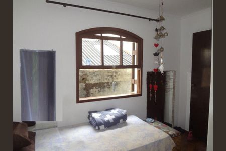 Casa à venda com 168m², 4 quartos e 6 vagas