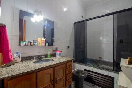 Casa à venda com 178m², 4 quartos e 3 vagas