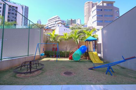 Apartamento à venda com 183m², 4 quartos e 6 vagas