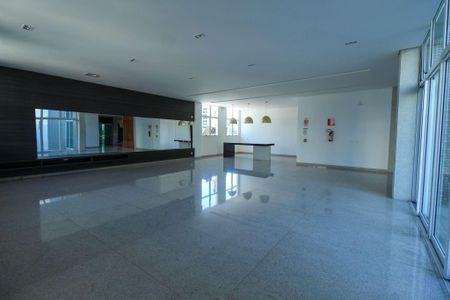 Apartamento à venda com 183m², 4 quartos e 6 vagas
