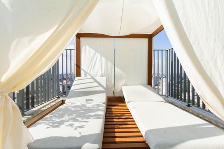 Apartamento para alugar com 80m², 2 quartos e 1 vaga Apartamento para alugar com 80m², 2 quartos e 1 vagaÁrea comum - Piscina