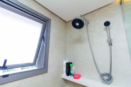 Apartamento para alugar com 80m², 2 quartos e 1 vaga Apartamento para alugar com 80m², 2 quartos e 1 vagaBanheiro da Suíte