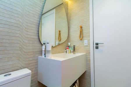 Apartamento para alugar com 80m², 2 quartos e 1 vaga Apartamento para alugar com 80m², 2 quartos e 1 vagaBanheiro da Suíte