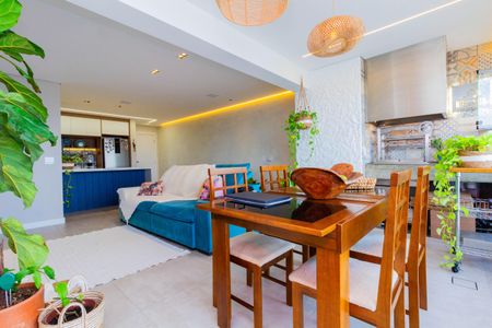 Apartamento para alugar com 80m², 2 quartos e 1 vaga Apartamento para alugar com 80m², 2 quartos e 1 vagaVaranda - Sala