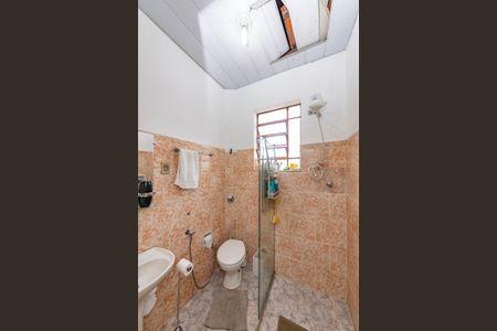 Casa à venda com 112m², 3 quartos e 4 vagas Casa à venda com 112m², 3 quartos e 4 vagasBanheiro