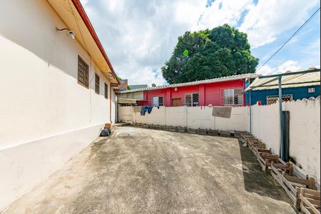 Casa à venda com 112m², 3 quartos e 4 vagas Casa à venda com 112m², 3 quartos e 4 vagasGaragem
