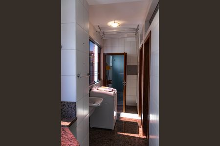 Apartamento à venda com 160m², 4 quartos e 4 vagas Apartamento à venda com 160m², 4 quartos e 4 vagasÁrea de Serviço