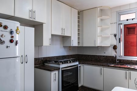 Apartamento à venda com 160m², 4 quartos e 4 vagas Apartamento à venda com 160m², 4 quartos e 4 vagasCozinha