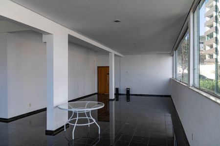 Apartamento à venda com 160m², 4 quartos e 4 vagas Apartamento à venda com 160m², 4 quartos e 4 vagasÁrea comum