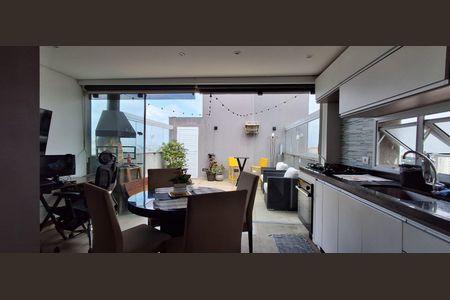 Apartamento à venda com 94m², 2 quartos e 2 vagasCozinha