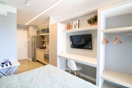 Apartamento à venda com 1 quarto, 27m² em Santo Amaro, São Paulo