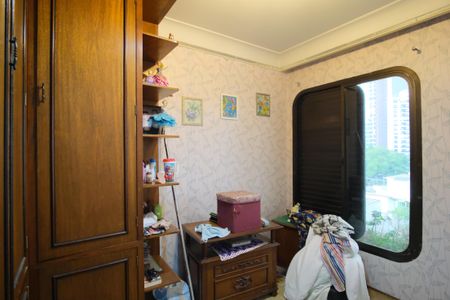 Apartamento à venda com 110m², 4 quartos e 2 vagasQuarto 2