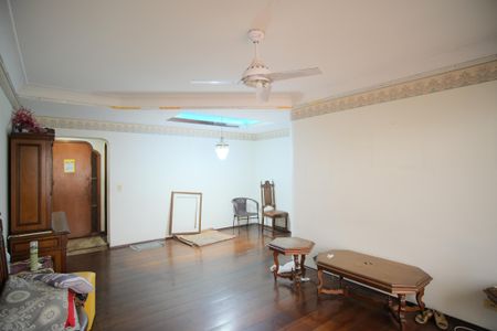 Apartamento à venda com 110m², 4 quartos e 2 vagasSala