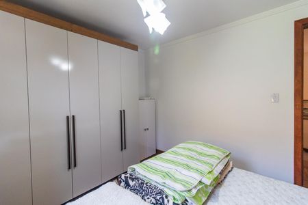 Casa de condomínio à venda com 133m², 3 quartos e 2 vagas Casa de condomínio à venda com 133m², 3 quartos e 2 vagasQuarto 2