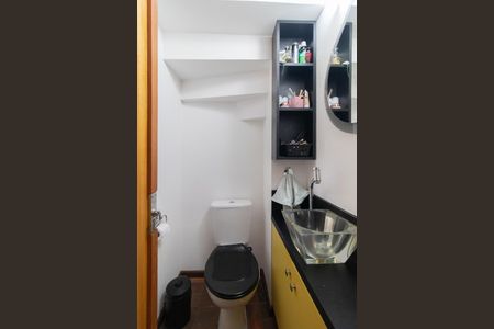 Casa de condomínio à venda com 133m², 3 quartos e 2 vagas Casa de condomínio à venda com 133m², 3 quartos e 2 vagasLavabo