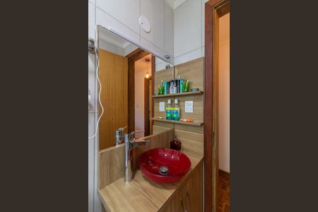 Casa de condomínio à venda com 133m², 3 quartos e 2 vagas Casa de condomínio à venda com 133m², 3 quartos e 2 vagasBanheiro Social