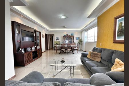 Apartamento à venda com 156m², 4 quartos e 3 vagas Apartamento à venda com 156m², 4 quartos e 3 vagasSala