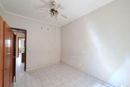 Casa à venda com 250m², 3 quartos e 5 vagas Casa à venda com 250m², 3 quartos e 5 vagasQuarto 1