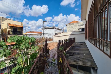 Casa à venda com 250m², 3 quartos e 5 vagas Casa à venda com 250m², 3 quartos e 5 vagasescada entrada