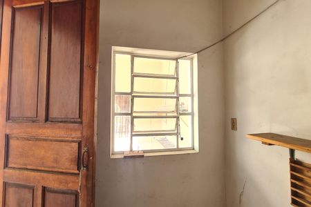 Casa à venda com 250m², 3 quartos e 5 vagas Casa à venda com 250m², 3 quartos e 5 vagasQuartinho