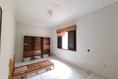 Casa à venda com 250m², 3 quartos e 5 vagas Casa à venda com 250m², 3 quartos e 5 vagasQuarto 2