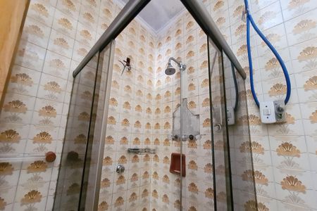 Casa à venda com 250m², 3 quartos e 5 vagas Casa à venda com 250m², 3 quartos e 5 vagasBanheiro da Suíte