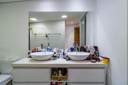 Apartamento à venda com 346m², 4 quartos e 4 vagasBanheiro Suíte 1