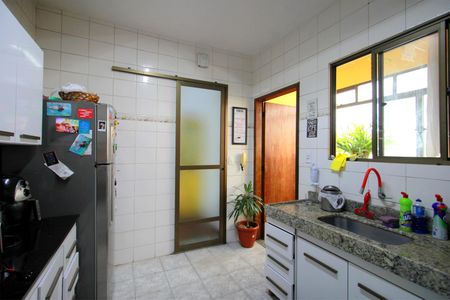 Apartamento à venda com 85m², 3 quartos e 2 vagasCozinha