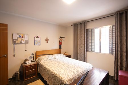 Casa à venda com 380m², 4 quartos e 7 vagas Casa à venda com 380m², 4 quartos e 7 vagasQuarto 3