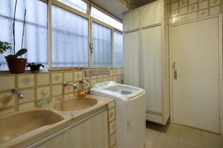 Apartamento à venda com 100m², 3 quartos e 2 vagasÁrea de Serviço