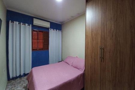 Casa à venda com 110m², 3 quartos e 4 vagasQuarto 1