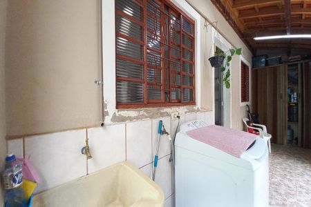 Casa à venda com 110m², 3 quartos e 4 vagasÁrea de Serviço