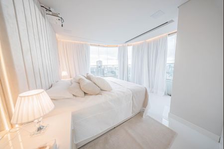 Apartamento à venda com 200m², 3 quartos e 2 vagas