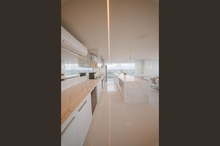 Apartamento à venda com 200m², 3 quartos e 2 vagas