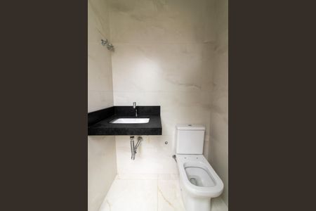 Casa à venda com 170m², 3 quartos e 4 vagas Casa à venda com 170m², 3 quartos e 4 vagasBanheiro de Serviço