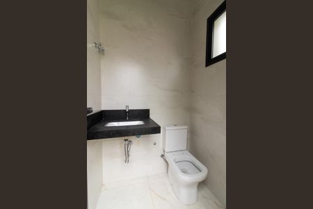 Casa à venda com 170m², 3 quartos e 4 vagas Casa à venda com 170m², 3 quartos e 4 vagasBanheiro de Serviço