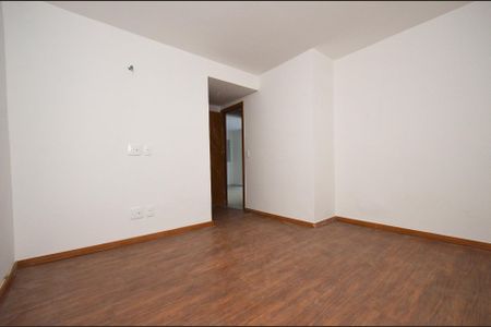 Apartamento à venda com 97m², 2 quartos e 1 vagaSuite