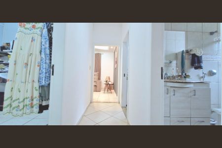 Casa à venda com 1000m², 5 quartos e 3 vagas Casa à venda com 1000m², 5 quartos e 3 vagasCorredor