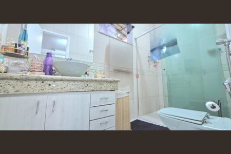 Casa à venda com 1000m², 5 quartos e 3 vagas Casa à venda com 1000m², 5 quartos e 3 vagasBanheiro 2