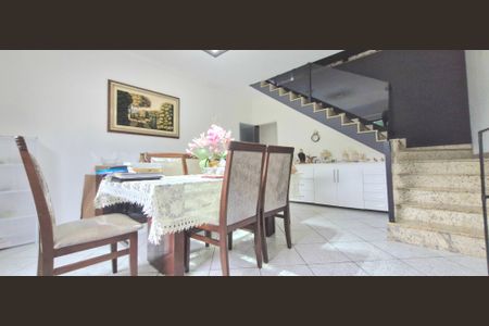 Casa à venda com 1000m², 5 quartos e 3 vagas Casa à venda com 1000m², 5 quartos e 3 vagasSala 2