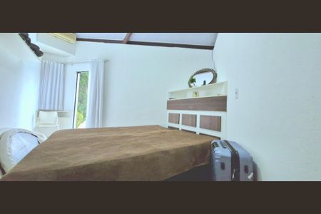 Casa à venda com 1000m², 5 quartos e 3 vagas Casa à venda com 1000m², 5 quartos e 3 vagasQuarto 5