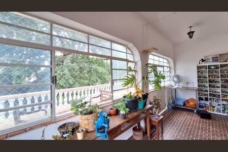 Casa à venda com 348m², 7 quartos e 4 vagasEdícula