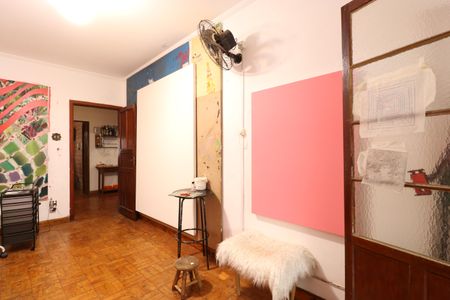 Casa à venda com 348m², 7 quartos e 4 vagasQuarto 6