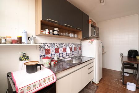 Casa à venda com 348m², 7 quartos e 4 vagasCozinha 2