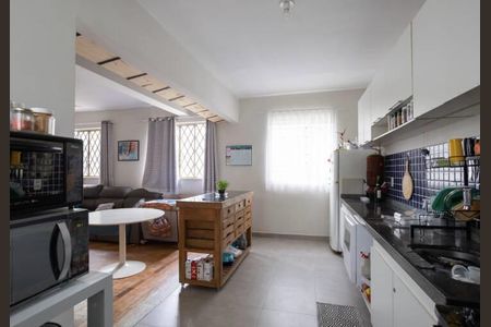 Casa à venda com 391m², 2 quartos e 2 vagas