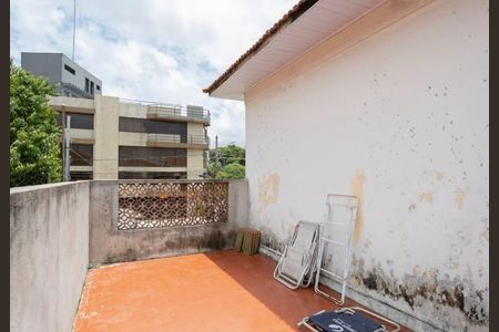 Casa à venda com 391m², 2 quartos e 2 vagas